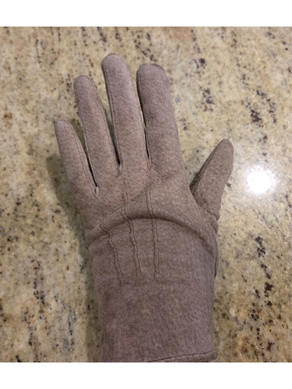 Vintage Womens Size M Gray Suede Leather Lined Gloves Fownes